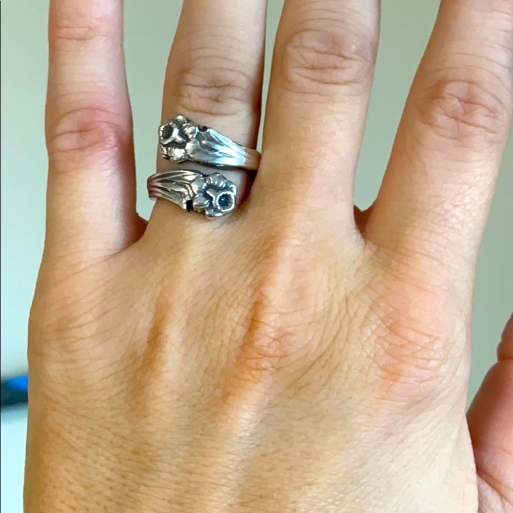 Silver spoon ring with daffodils